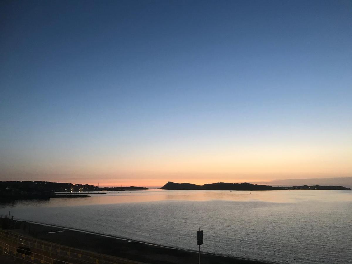 T2 Les Pieds Dans L Eau Vue Mer Six-Fours-les-Plages Exterior foto